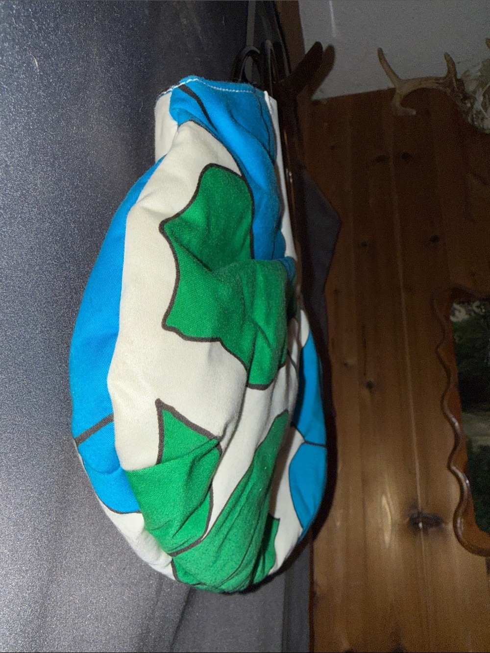 Banana Republic Y2K vintage Floral Ring-Handle Clutch in Blue, Green & White - Picture 10 of 12